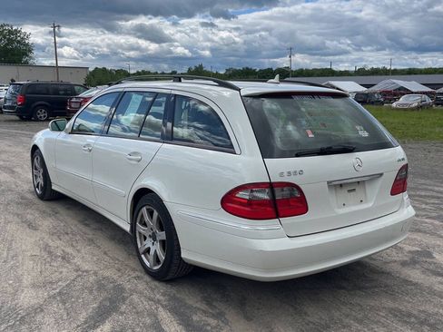 Used 2008 Mercedes-Benz E 350 4MATIC Wagon image 3