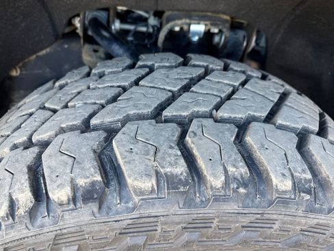 Used 2022 Chevrolet Silverado 2500 LTZ w/ LTZ Plus Package image 28