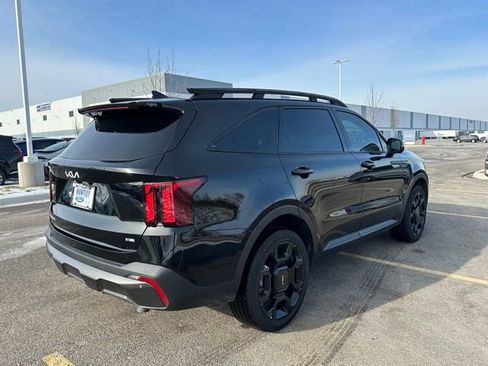 Used 2024 Kia Sorento SX Prestige image 11