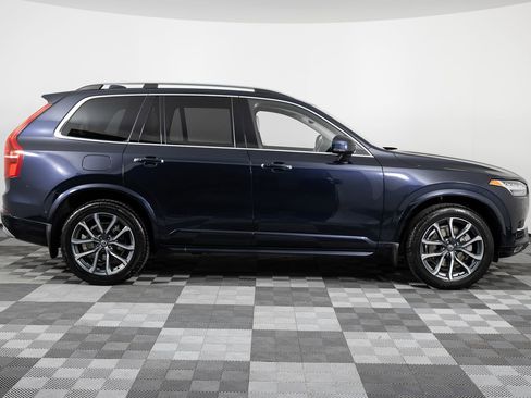 Used 2016 Volvo XC90 T6 Momentum image 9