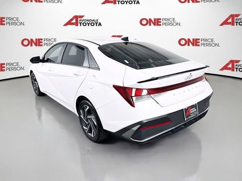 Used 2025 Hyundai Elantra Sport w/ Cargo Package FWD image 5