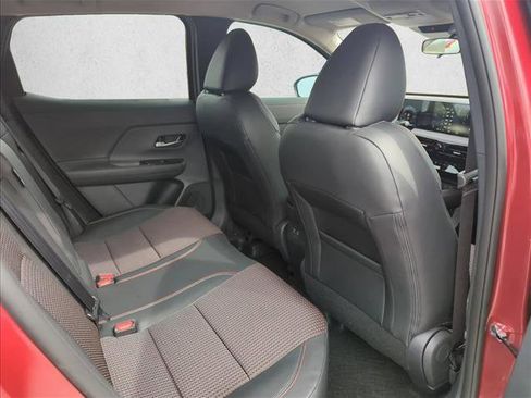 New 2026 Nissan Kicks SR FWD image 17