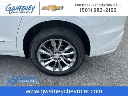 Used 2022 Buick Enclave Avenir w/ Avenir Technology Package image 10