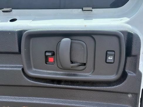 Used 2025 Chevrolet Express 2500 w/ Driver Convenience Package RWD image 6