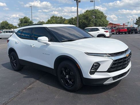 Used 2024 Chevrolet Blazer LT FWD image 7