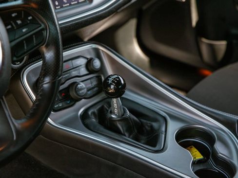Used 2020 Dodge Challenger R/T Scat Pack RWD image 13