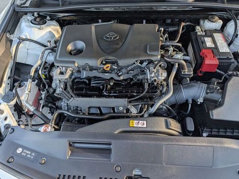 Used 2024 Toyota Camry LE FWD image 31