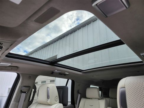 Certified 2025 Cadillac Escalade Sport Platinum image 20
