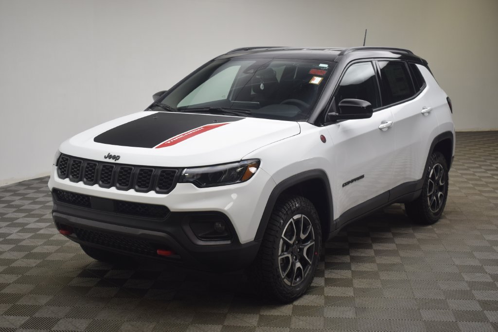New 2026 Jeep Compass Trailhawk AWD/4WD image 15