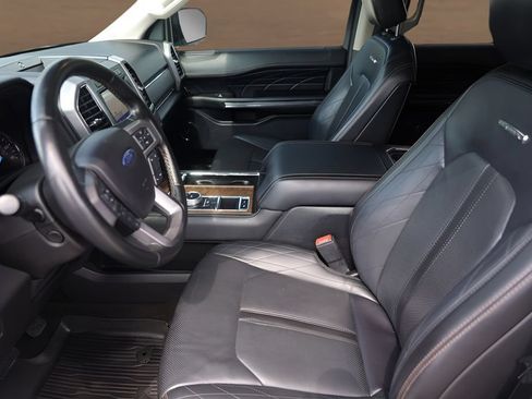 Used 2021 Ford Expedition Platinum RWD image 9