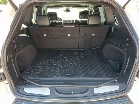 Used 2017 Jeep Grand Cherokee Limited 75th Anniversary AWD/4WD image 22