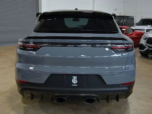 Used 2022 Porsche Cayenne Turbo GT AWD/4WD image 15