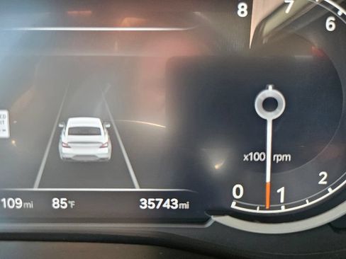 Used 2025 Genesis G70 2.5T RWD image 32