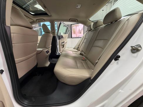 Used 2016 Honda Accord Touring image 57