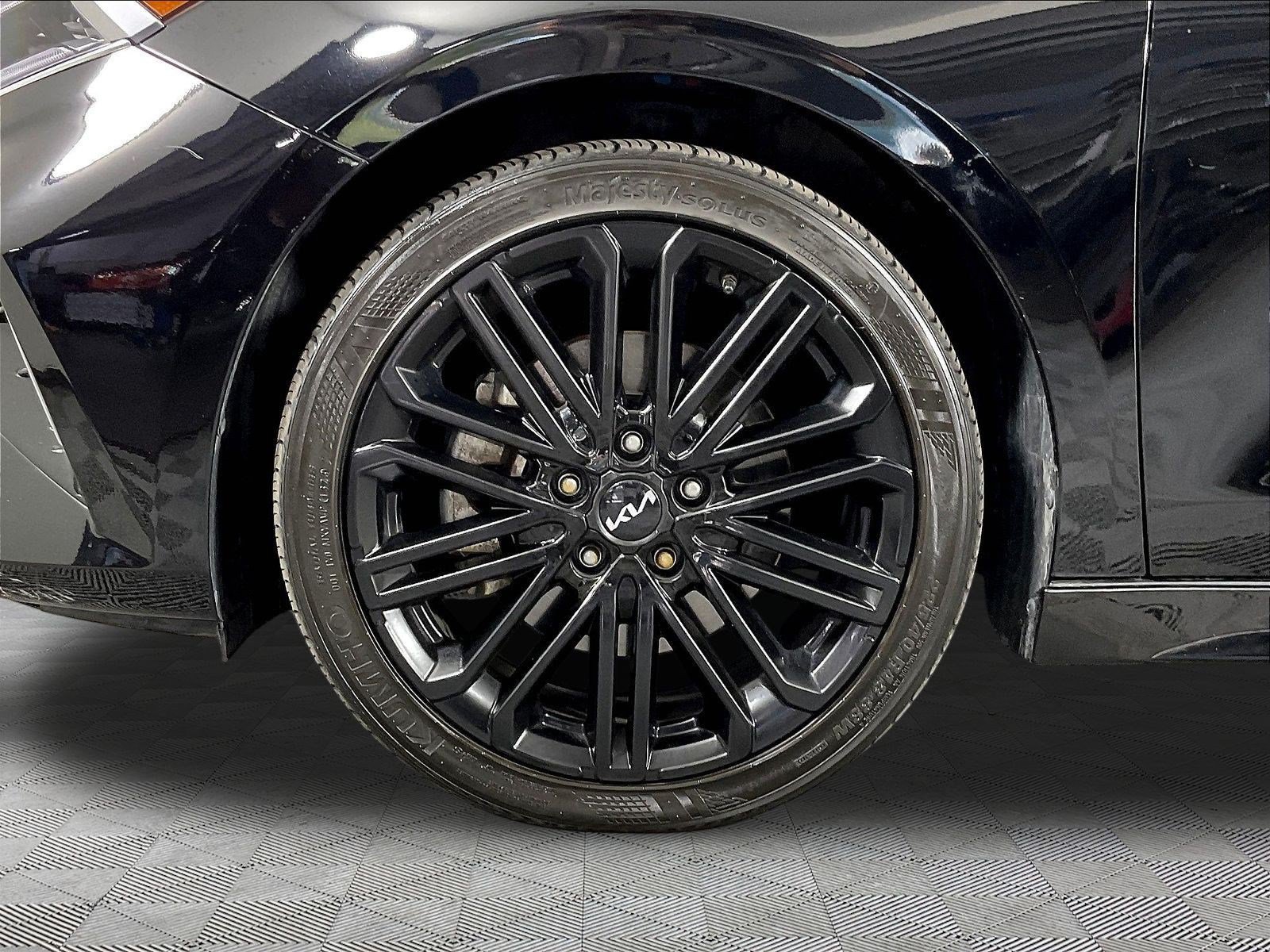 Used 2023 Kia Forte GT w/ GT2 Package FWD image 34