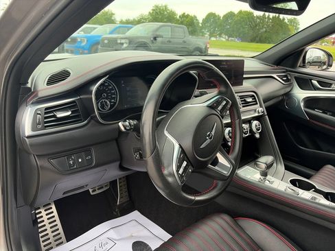 Used 2023 Genesis G70 3.3T w/ Sport Advanced Package AWD/4WD image 17