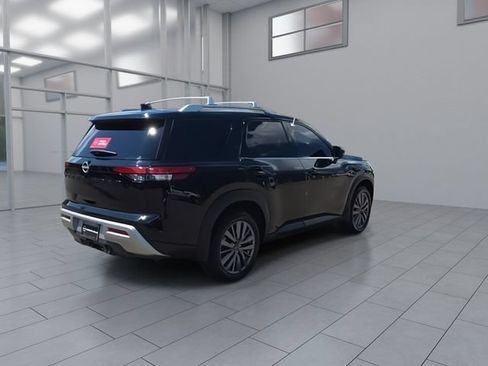 Certified 2023 Nissan Pathfinder SL w/ SL Premium Package AWD/4WD image 8