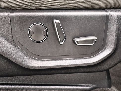 Certified 2018 Ford F150 XLT w/ Equipment Group 302A Luxury image 20