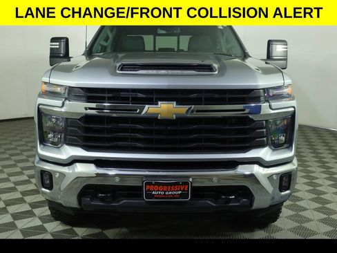 Used 2025 Chevrolet Silverado 2500 LT w/ Safety Package AWD/4WD image 10