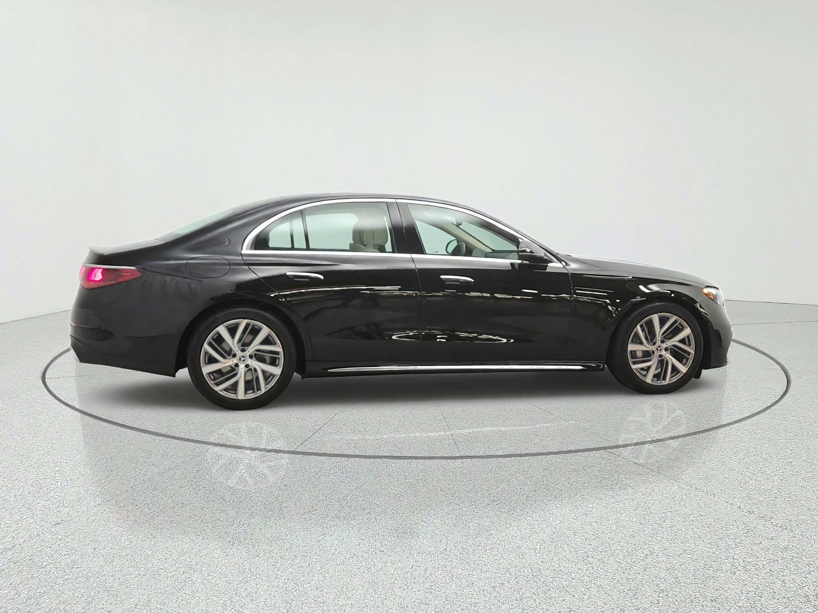 Certified 2026 Mercedes-Benz E 350 Sedan image 4