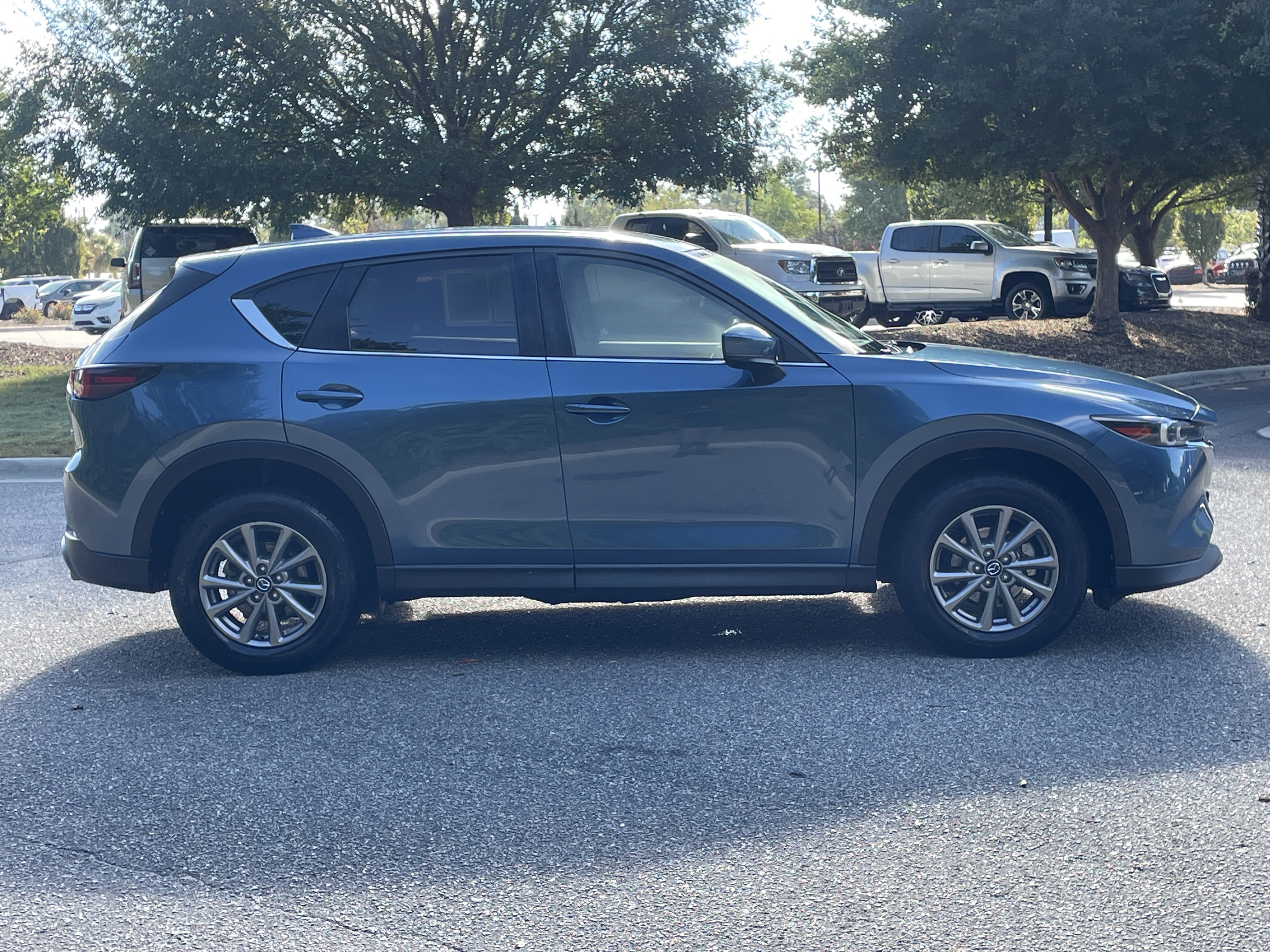 Used 2022 MAZDA CX-5 AWD 2.5 S w/ Select Package image 10