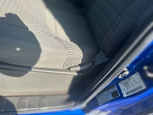 Used 2012 Nissan Frontier SV image 15