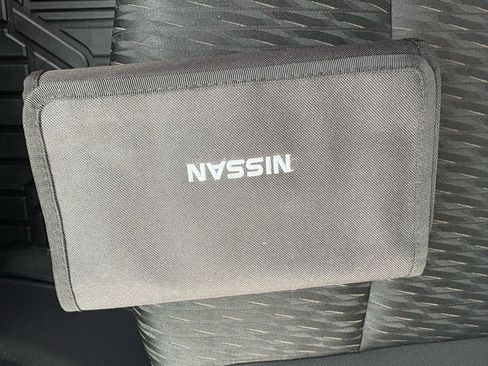 Used 2018 Nissan Rogue S image 30