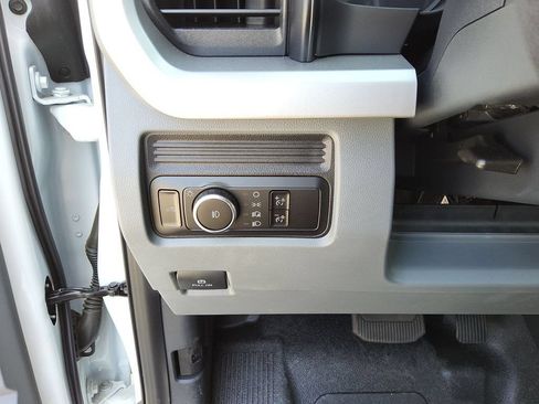 New 2025 Ford F350 XL w/ XL Chrome Package RWD image 8