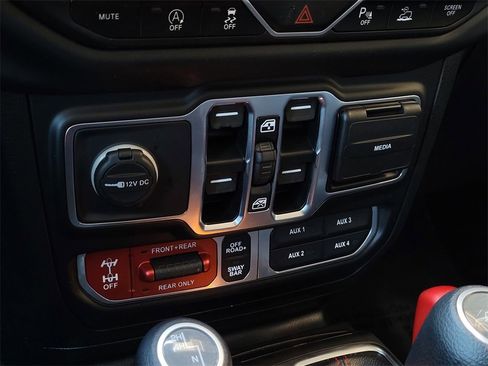 Used 2021 Jeep Gladiator Rubicon w/ Dual Top Group image 21