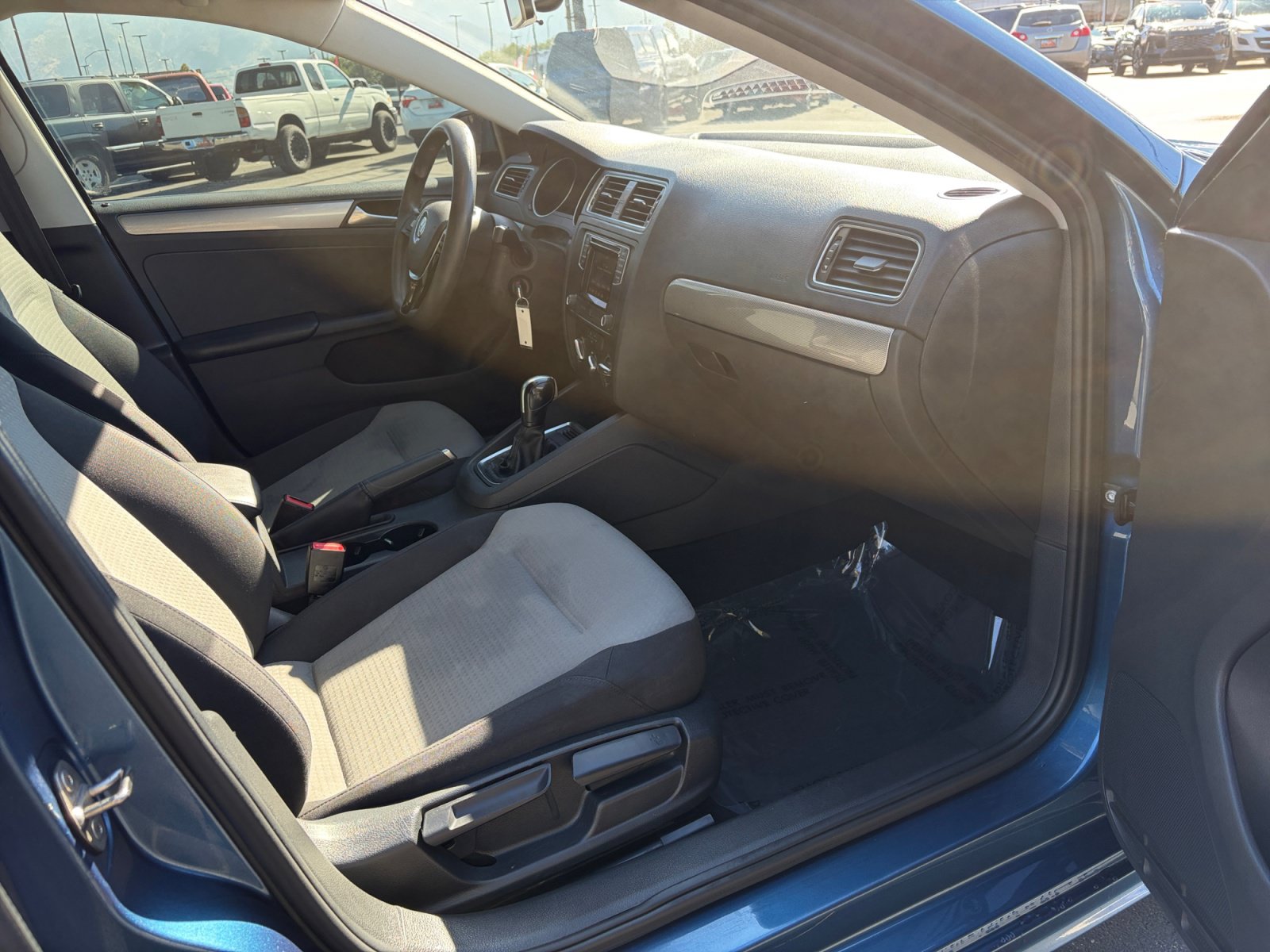 Used 2018 Volkswagen Jetta S FWD image 28