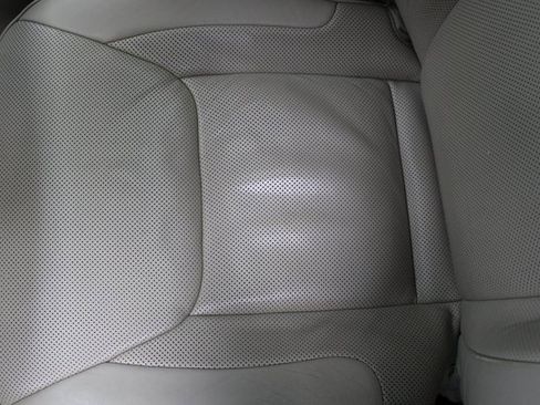 Used 2014 Chrysler 300 C w/ Beats Audio Group image 14