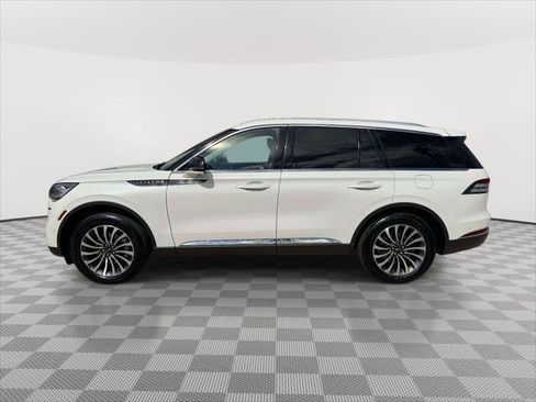 Used 2023 Lincoln Aviator Reserve w/ Elements Package Plus AWD/4WD image 4