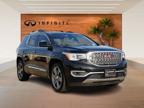 Used 2019 GMC Acadia Denali w/ Technology Package image 3