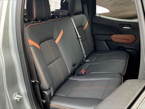 New 2025 GMC Canyon AT4 w/ Nightfall Edition image 10