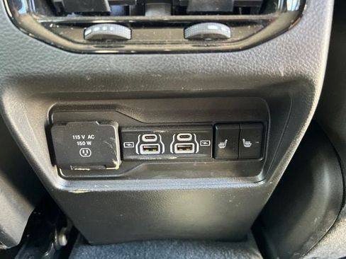 Certified 2023 Jeep Grand Cherokee Limited AWD/4WD image 15