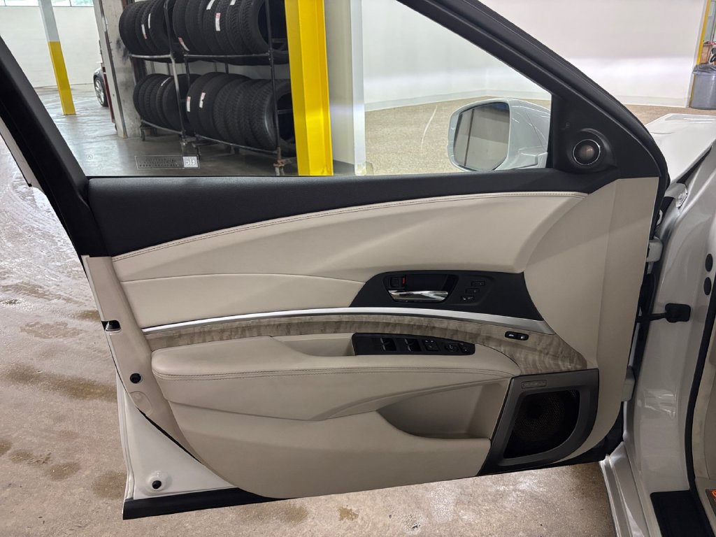 Used 2018 Acura RLX w/ Advance Package AWD/4WD image 11