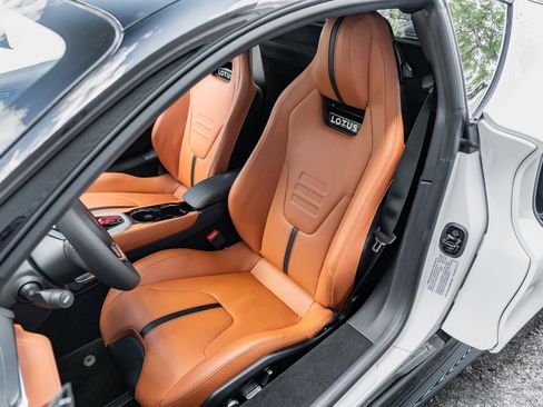 Used 2025 Lotus Emira RWD image 16