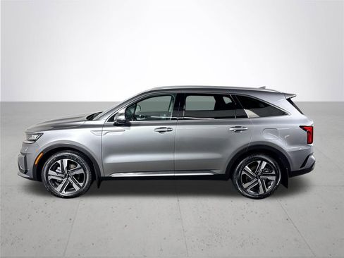 Certified 2023 Kia Sorento EX image 10