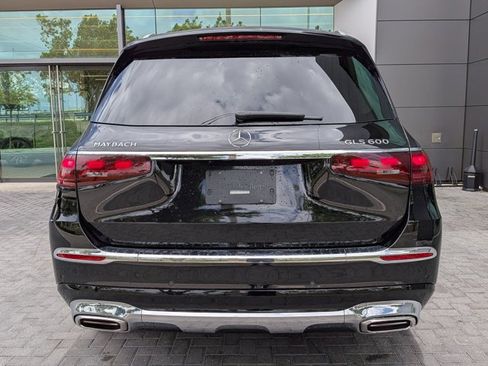 Used 2024 Mercedes-Benz Maybach GLS 600 4MATIC image 6