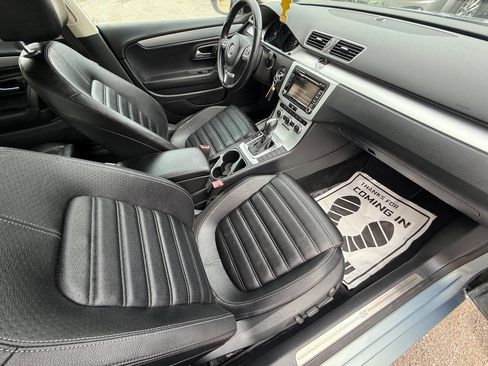 Used 2013 Volkswagen CC Sport image 9