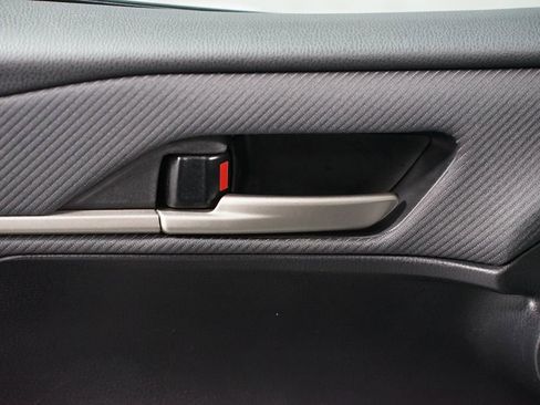 Certified 2025 Toyota Camry SE image 32