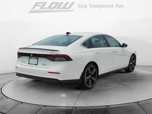Certified 2025 Honda Accord Sport image 7