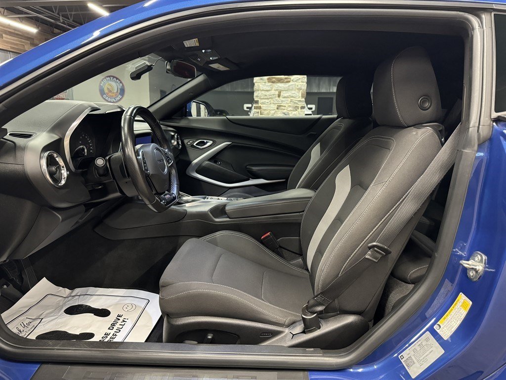 Used 2019 Chevrolet Camaro SS RWD image 22