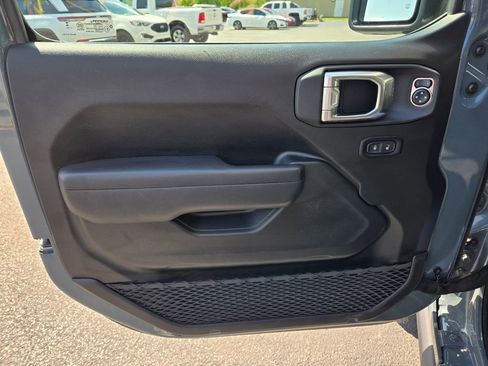 Used 2025 Jeep Wrangler Unlimited Sport S 4xe AWD/4WD image 11