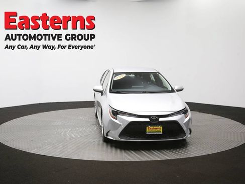 Used 2022 Toyota Corolla LE FWD image 52