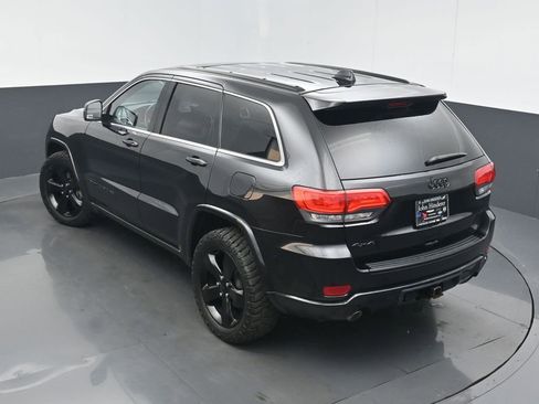Used 2015 Jeep Grand Cherokee Altitude image 42