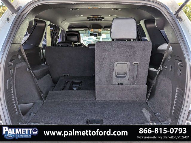 Used 2015 Dodge Durango R/T w/ Premium Nappa Leather Group RWD image 12