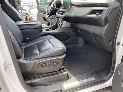 Used 2021 Chevrolet Tahoe RST RWD image 23