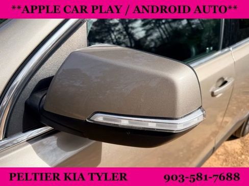 Used 2023 GMC Acadia SLT image 6