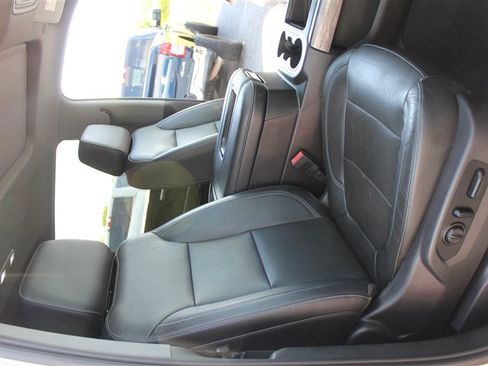 Used 2020 Chevrolet Silverado 2500 LTZ w/ LTZ Convenience Package AWD/4WD image 20